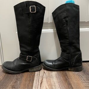 Black Knee-High Buckle Leather Boots